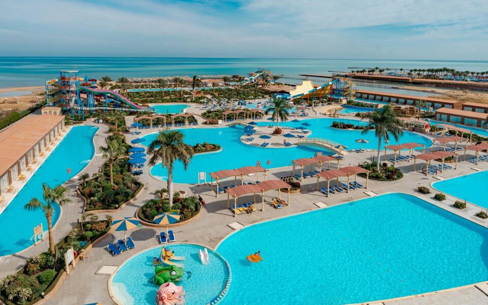 SUNRISE Solara Aqua Park Resort