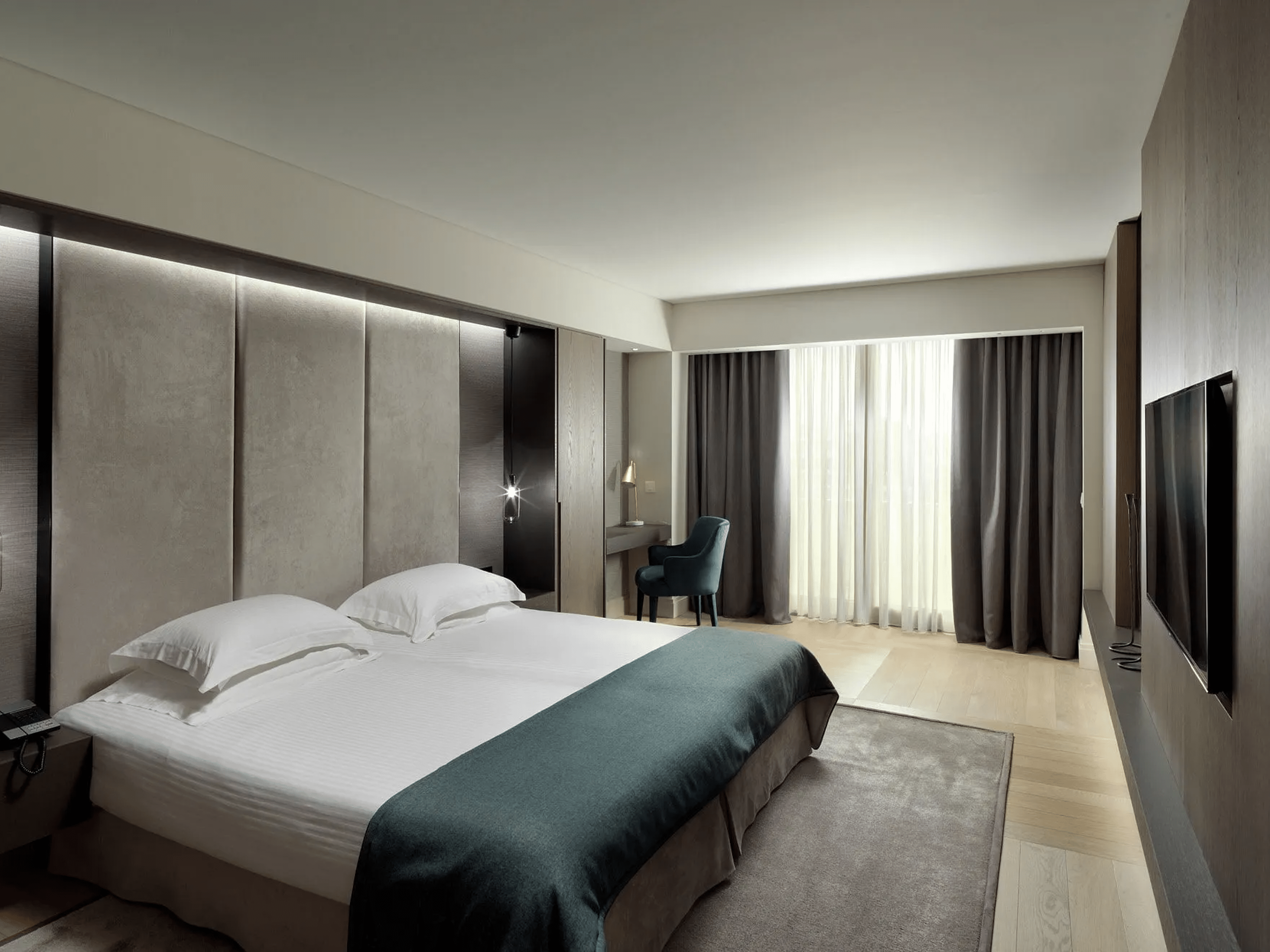 NJV Athens Plaza