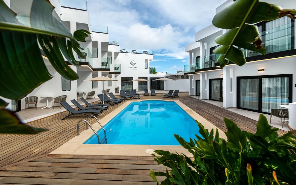 Saladar Suites Boutique