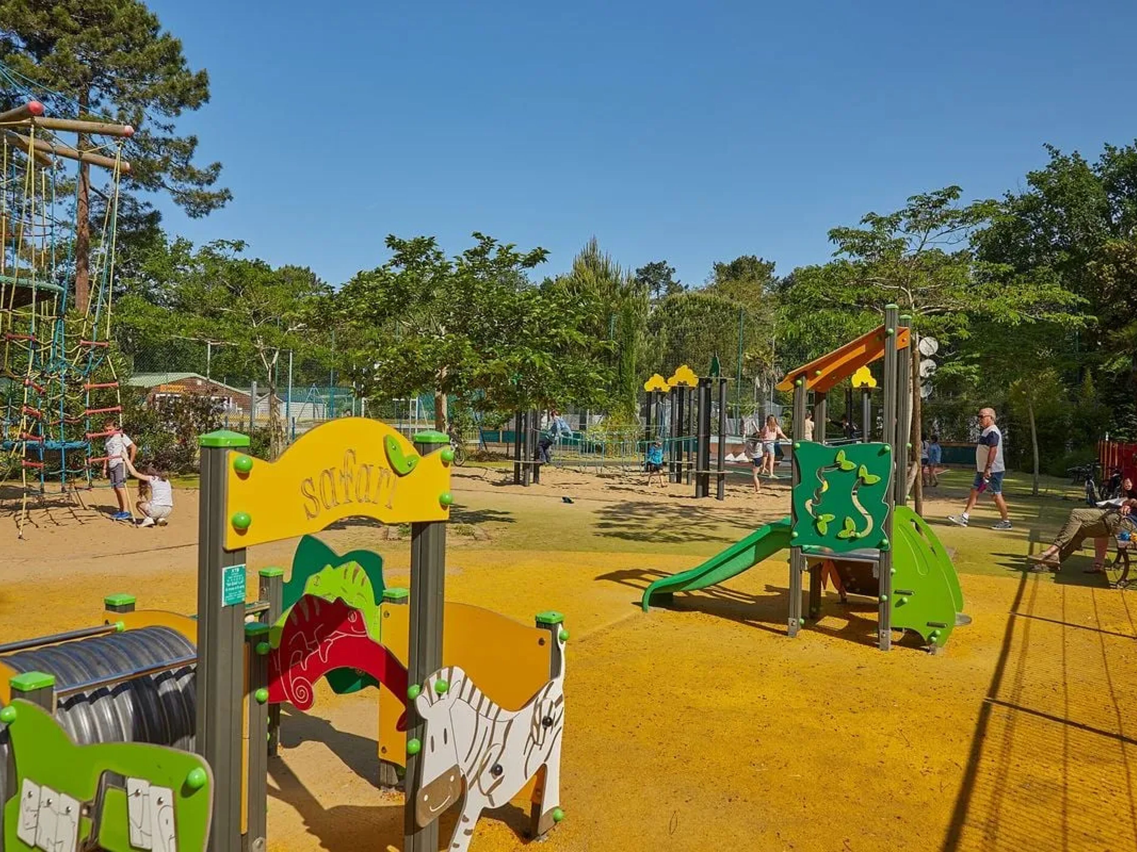 Camping La Pinède 