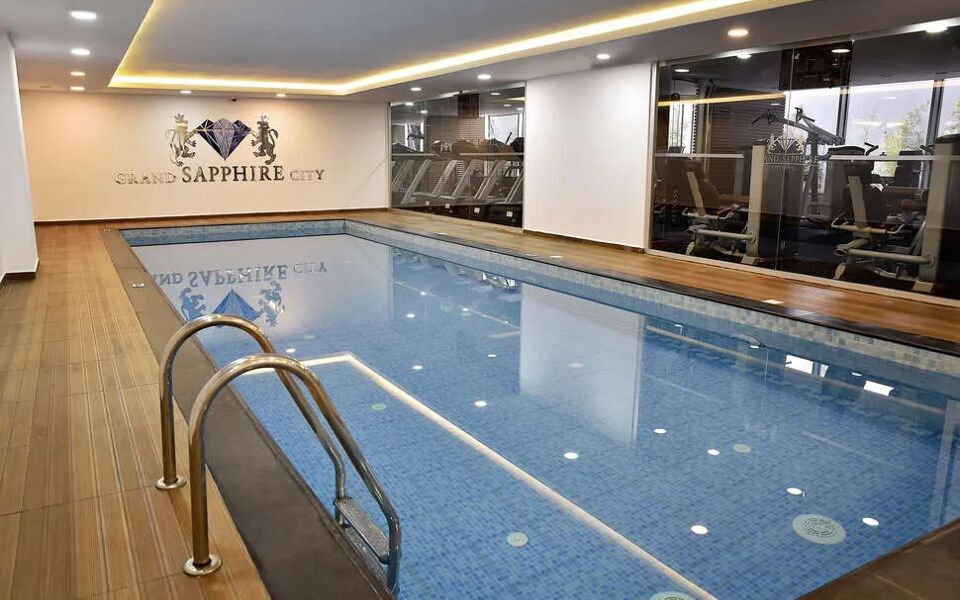 Grand Sapphire Resort