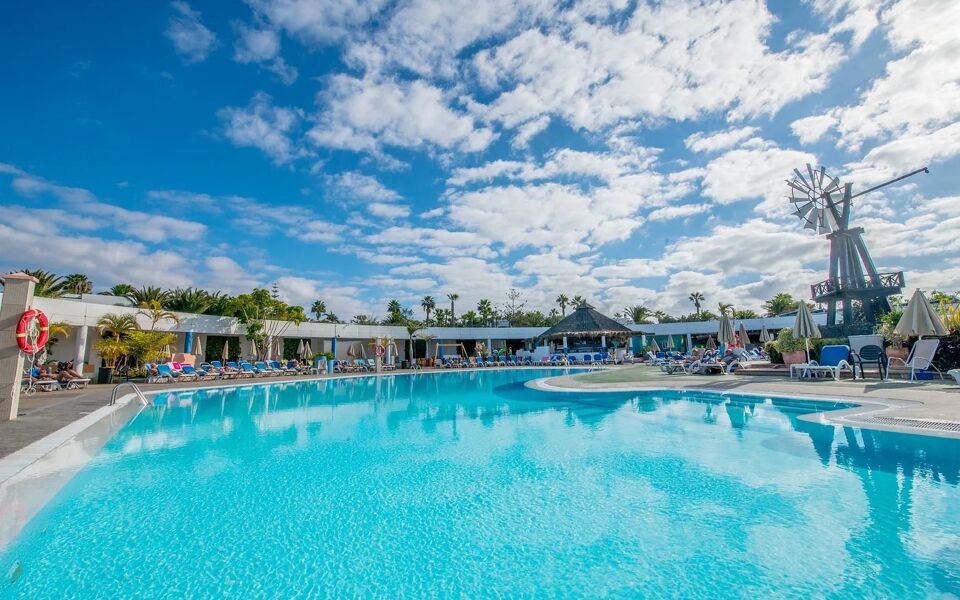 Relaxia Lanzasur Club