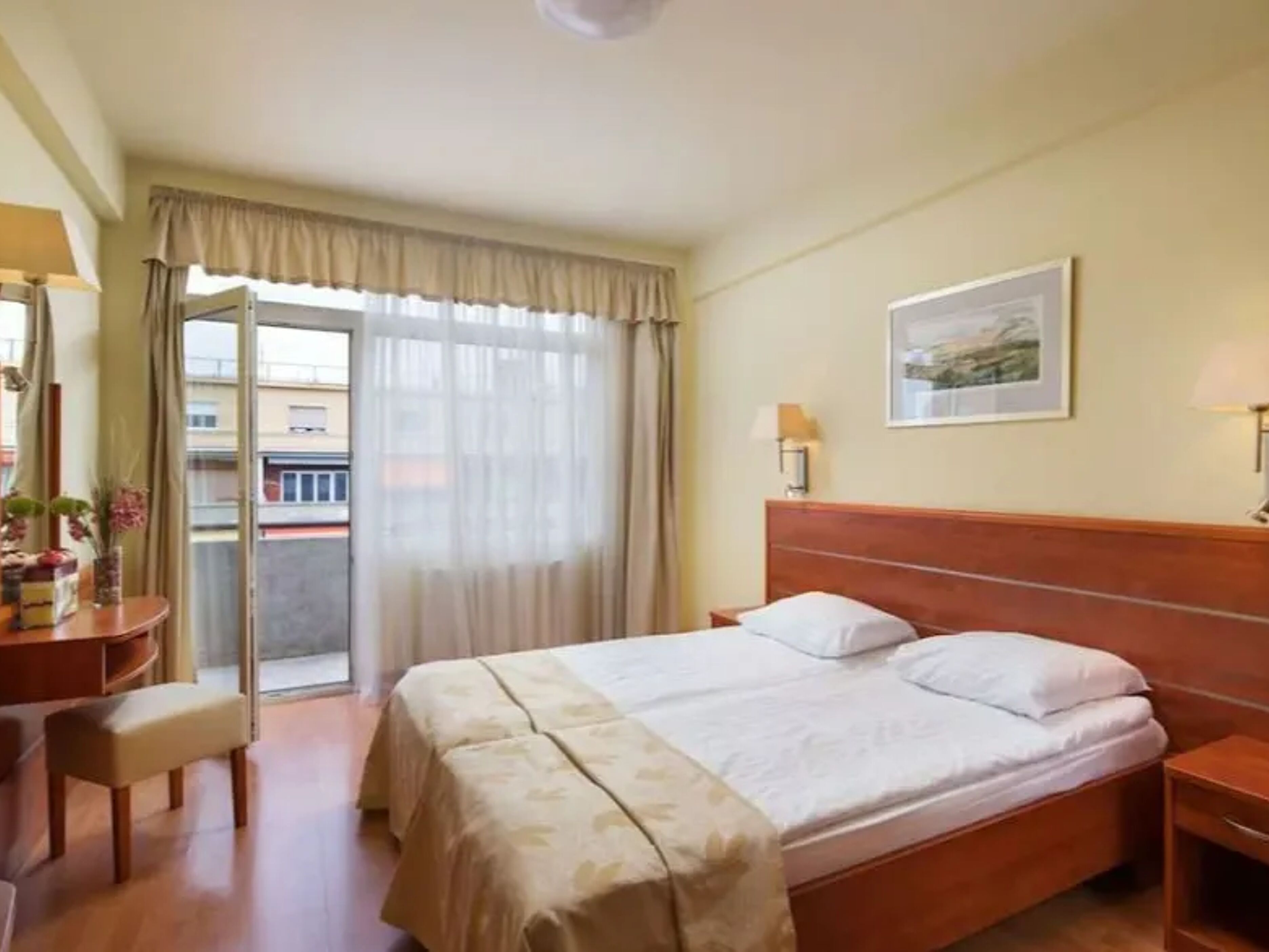 Benczur Hotel