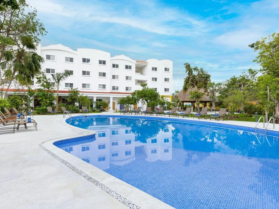 Courtyard Cancun