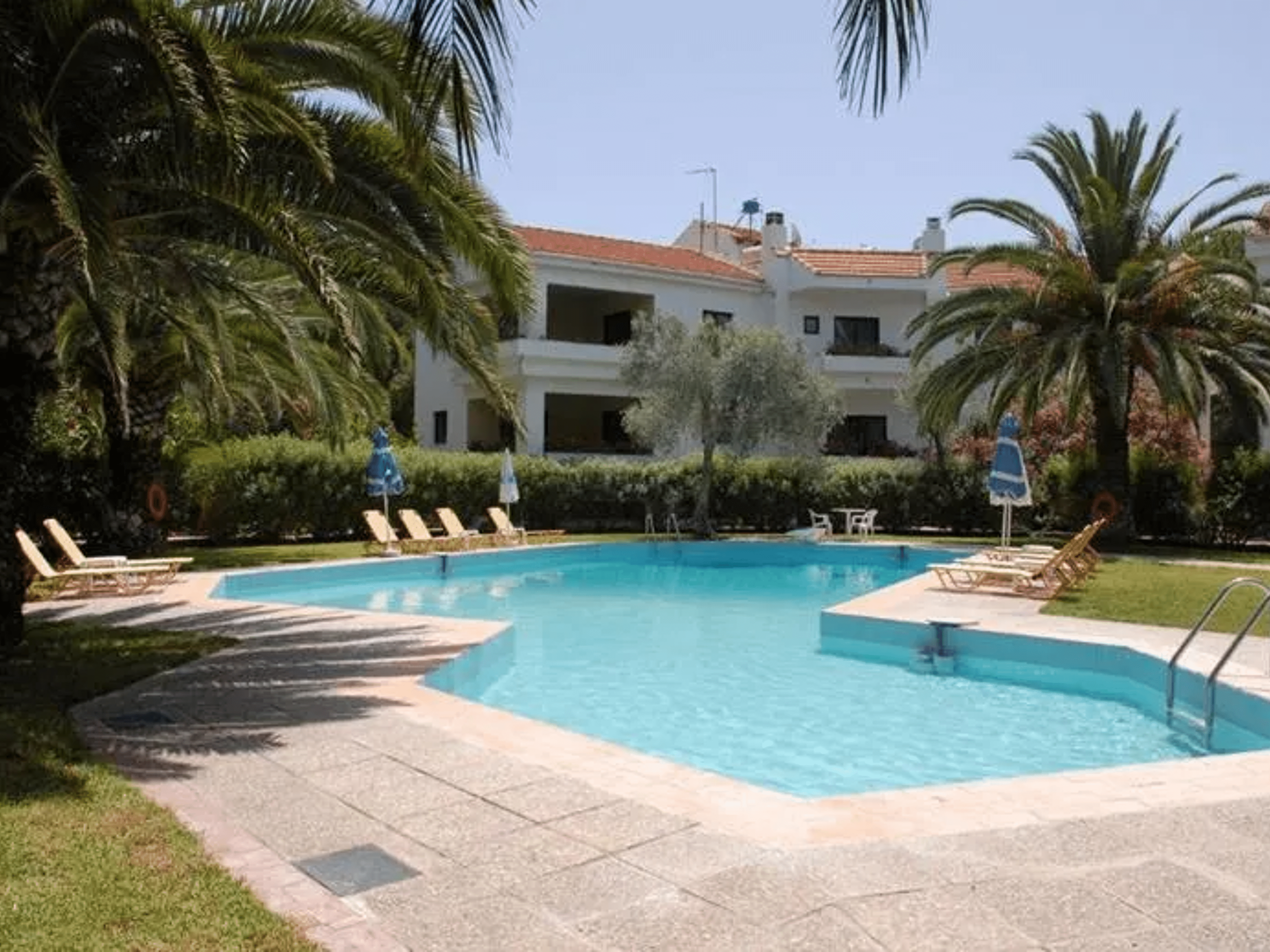 Niki Aparthotel