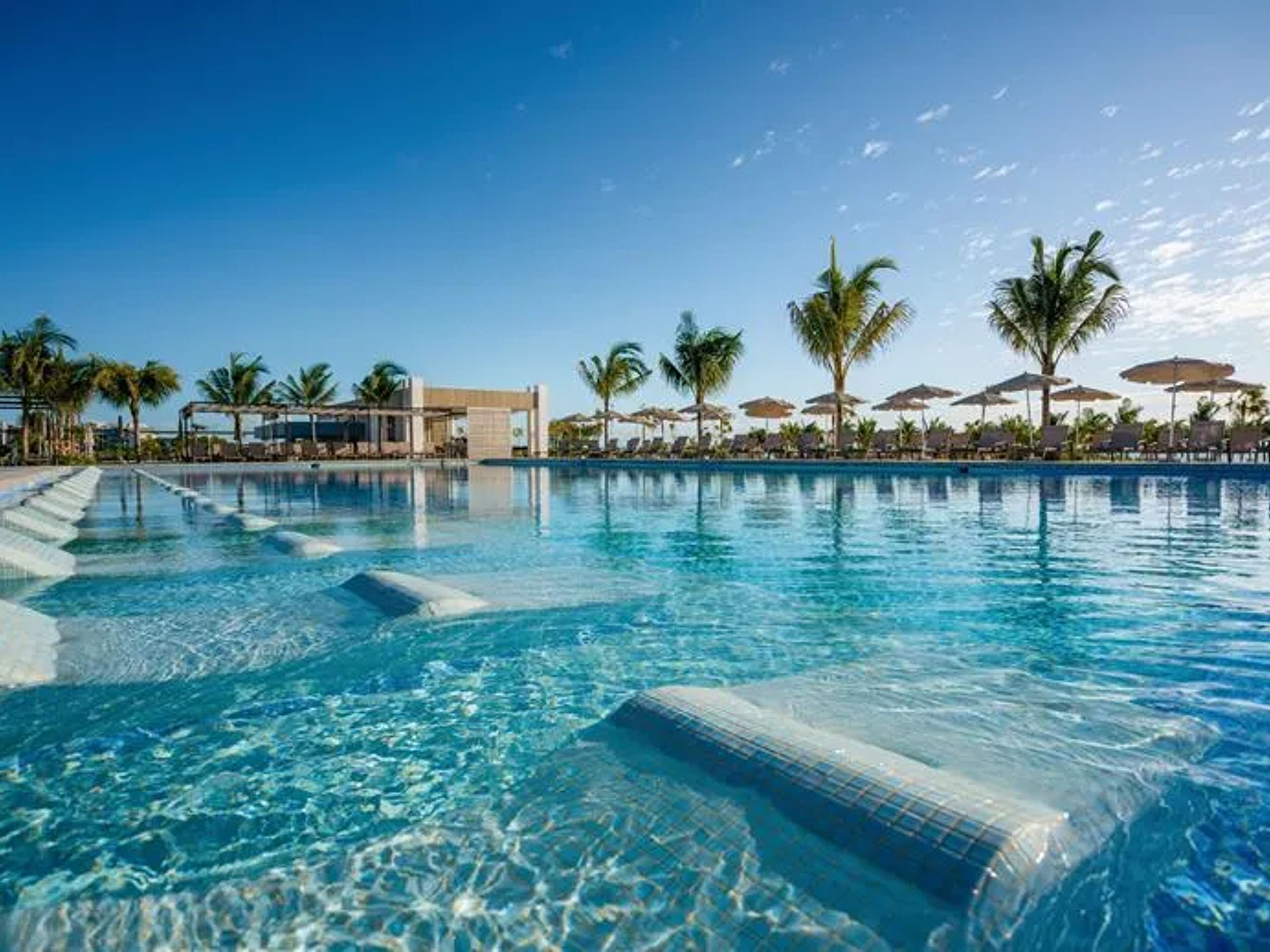 RIU Latino