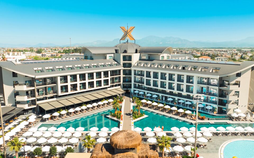 The X Belek
