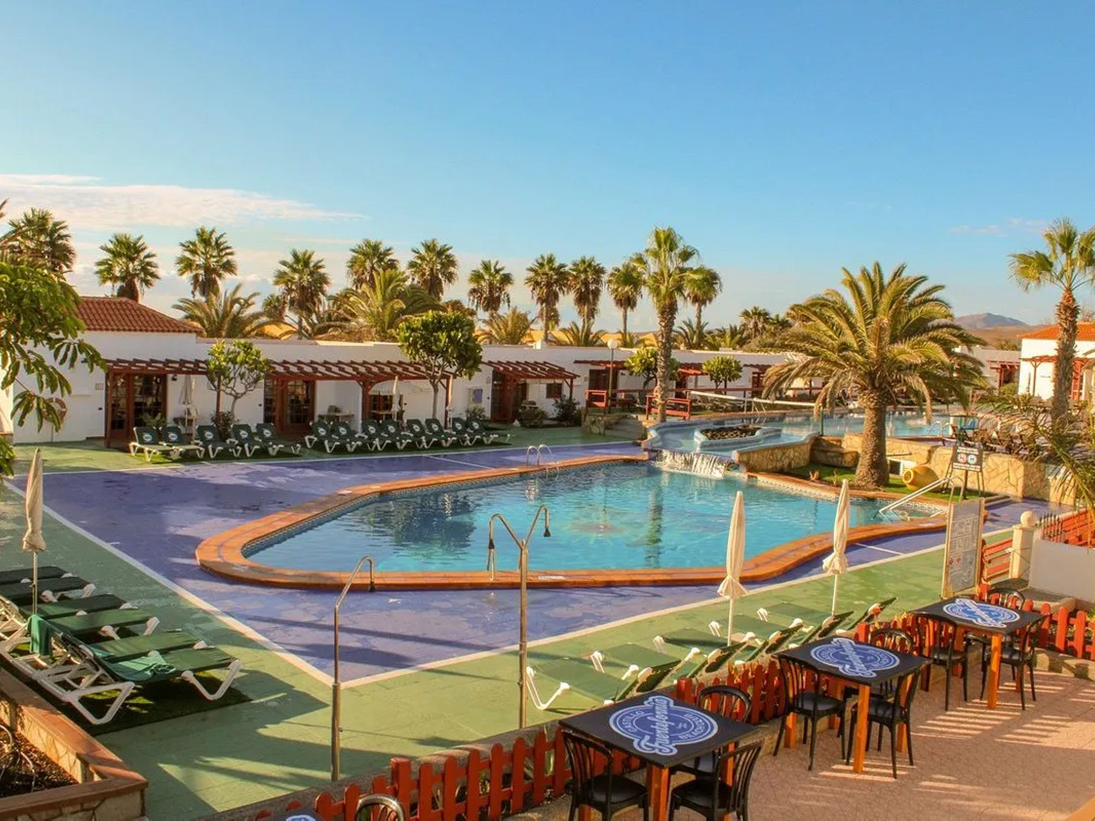 Bungalows Castillo Club Lake