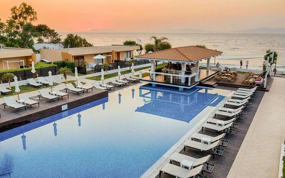 Villa Di Mare Luxury Suites