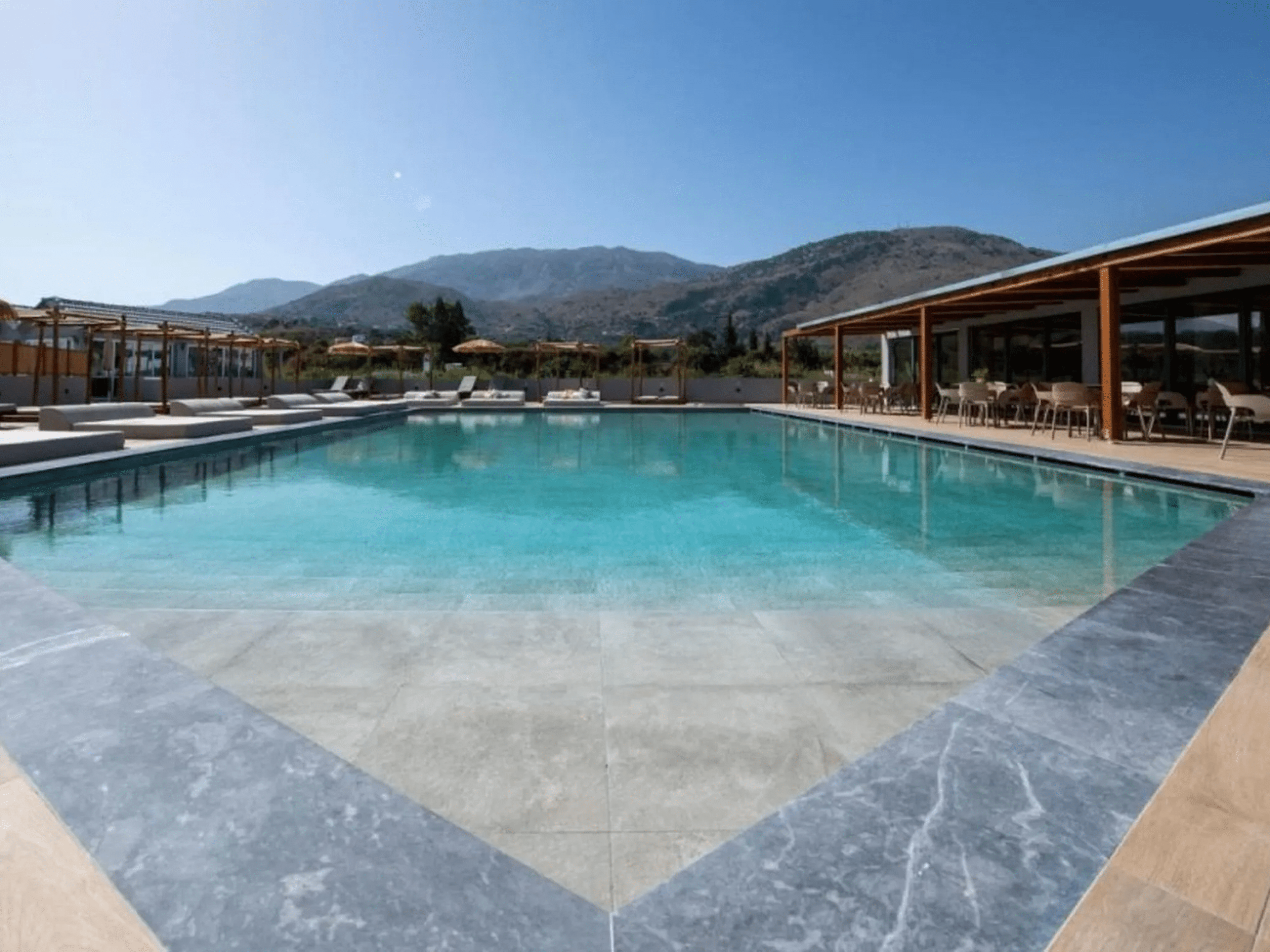 Mare Garden Hotel