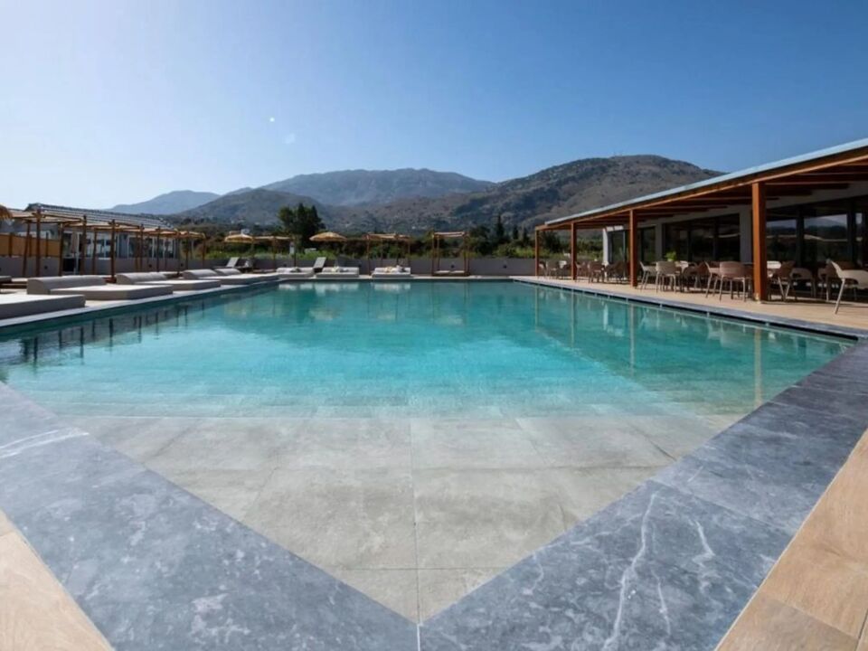 Mare Garden Hotel