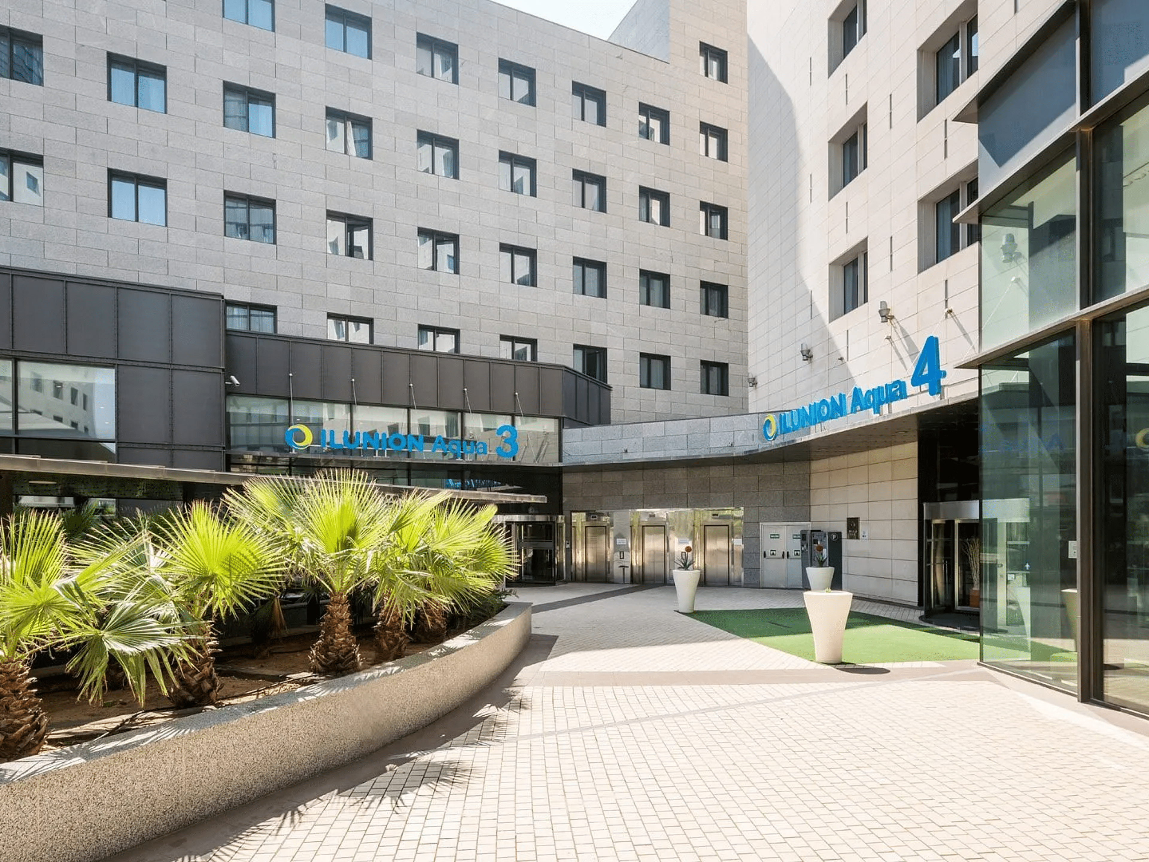 Hotel Ilunion Aqua 4
