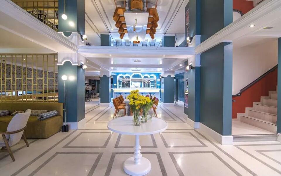 Petit Palace Puerta de Triana