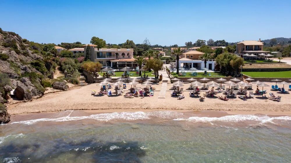 plaka-beach-resort