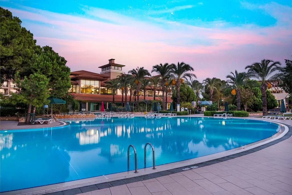 ic-hotels-green-palace