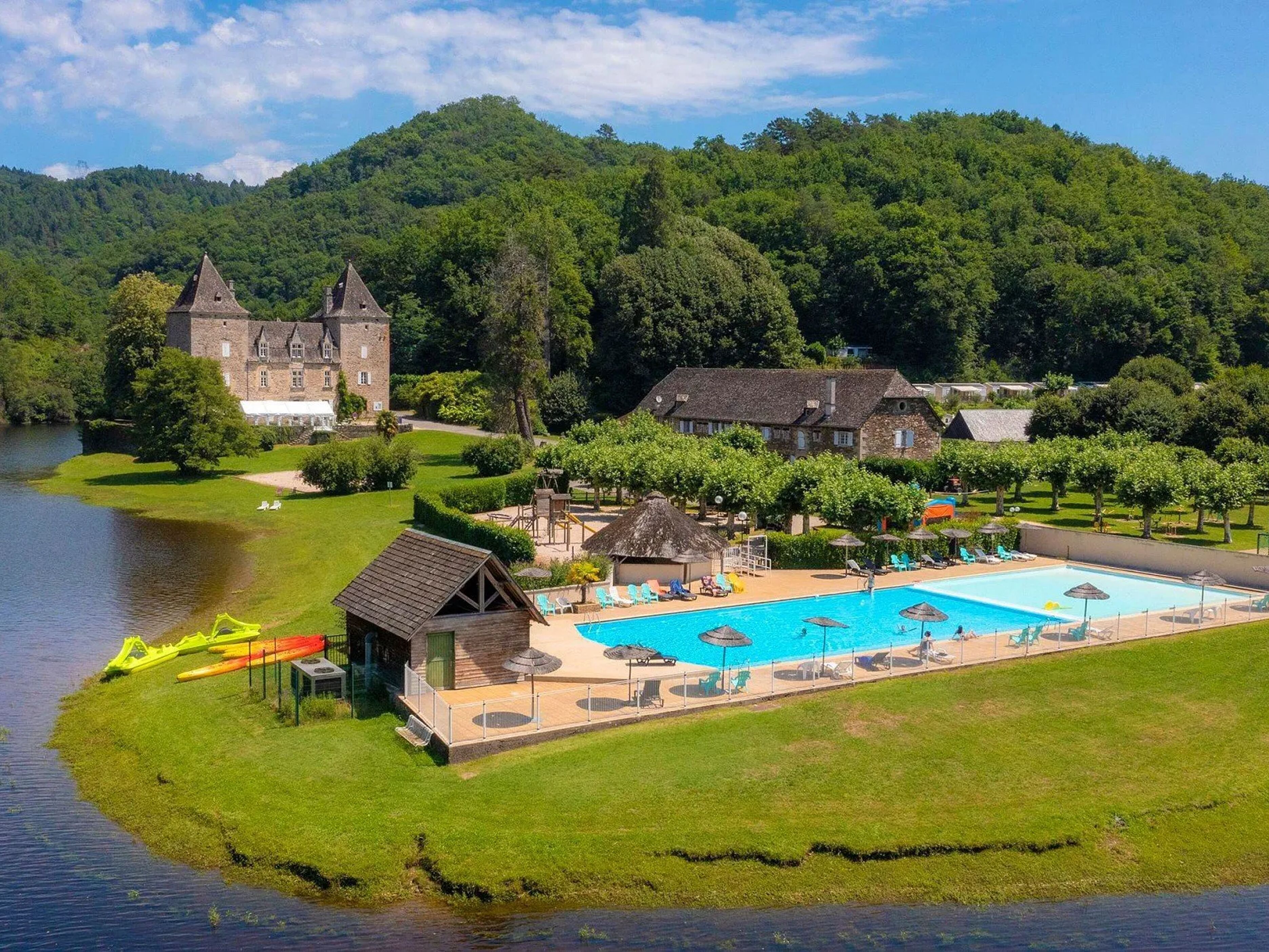 Camping Le Chateau Le Gibanel
