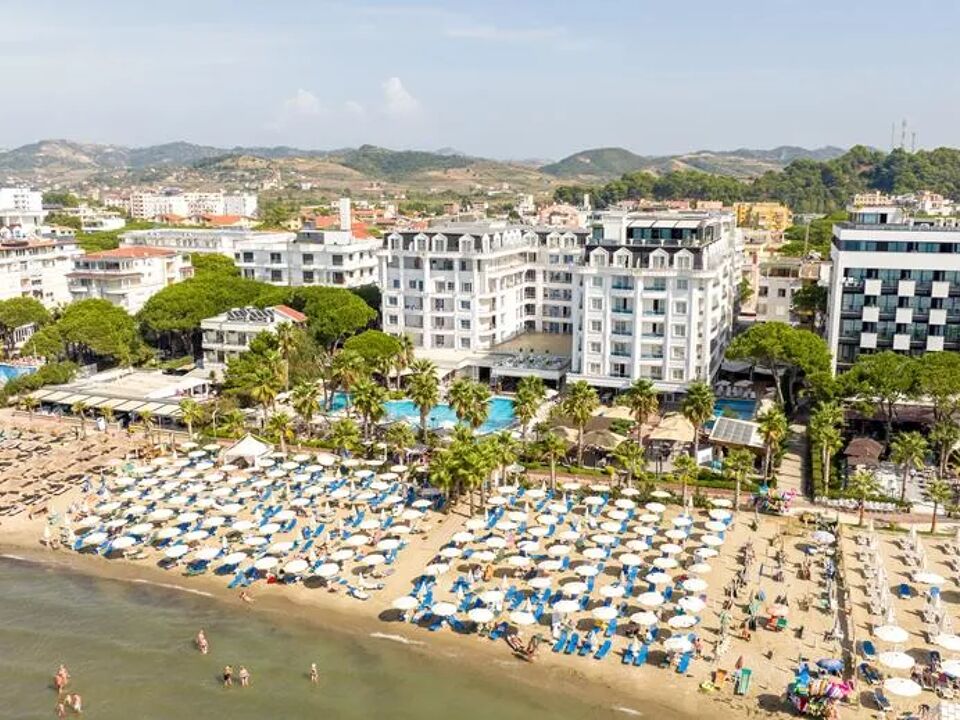 Fafa Premium Resort