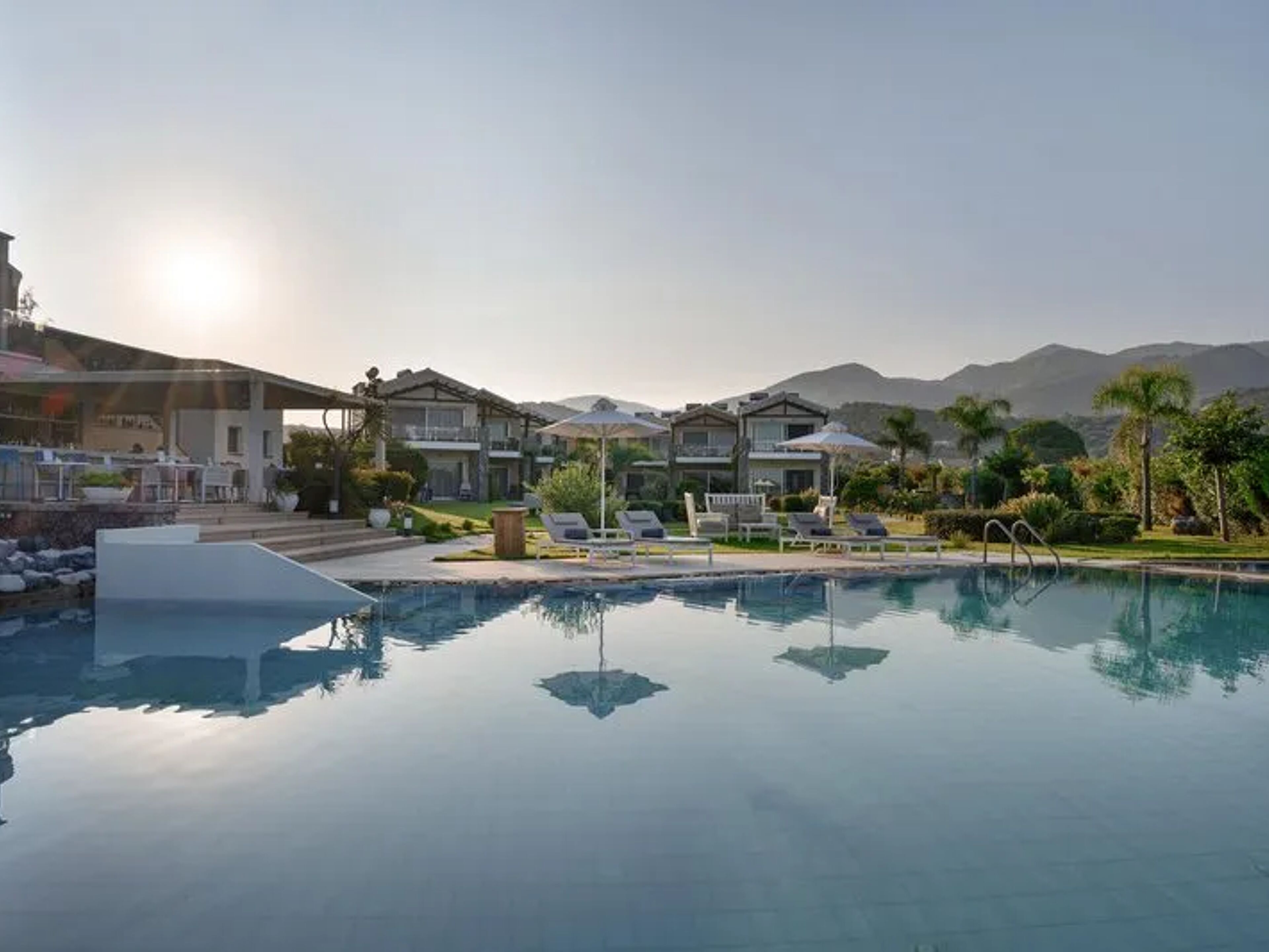 Restia Suites