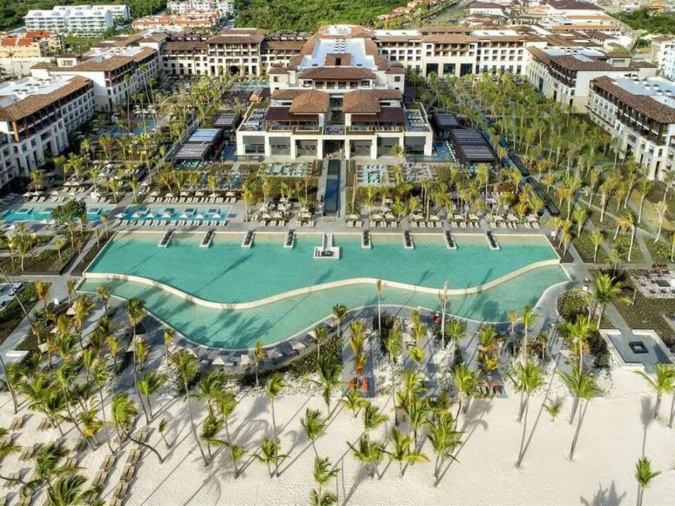 Adults Only Club At Lopesan Costa Bávaro Resort