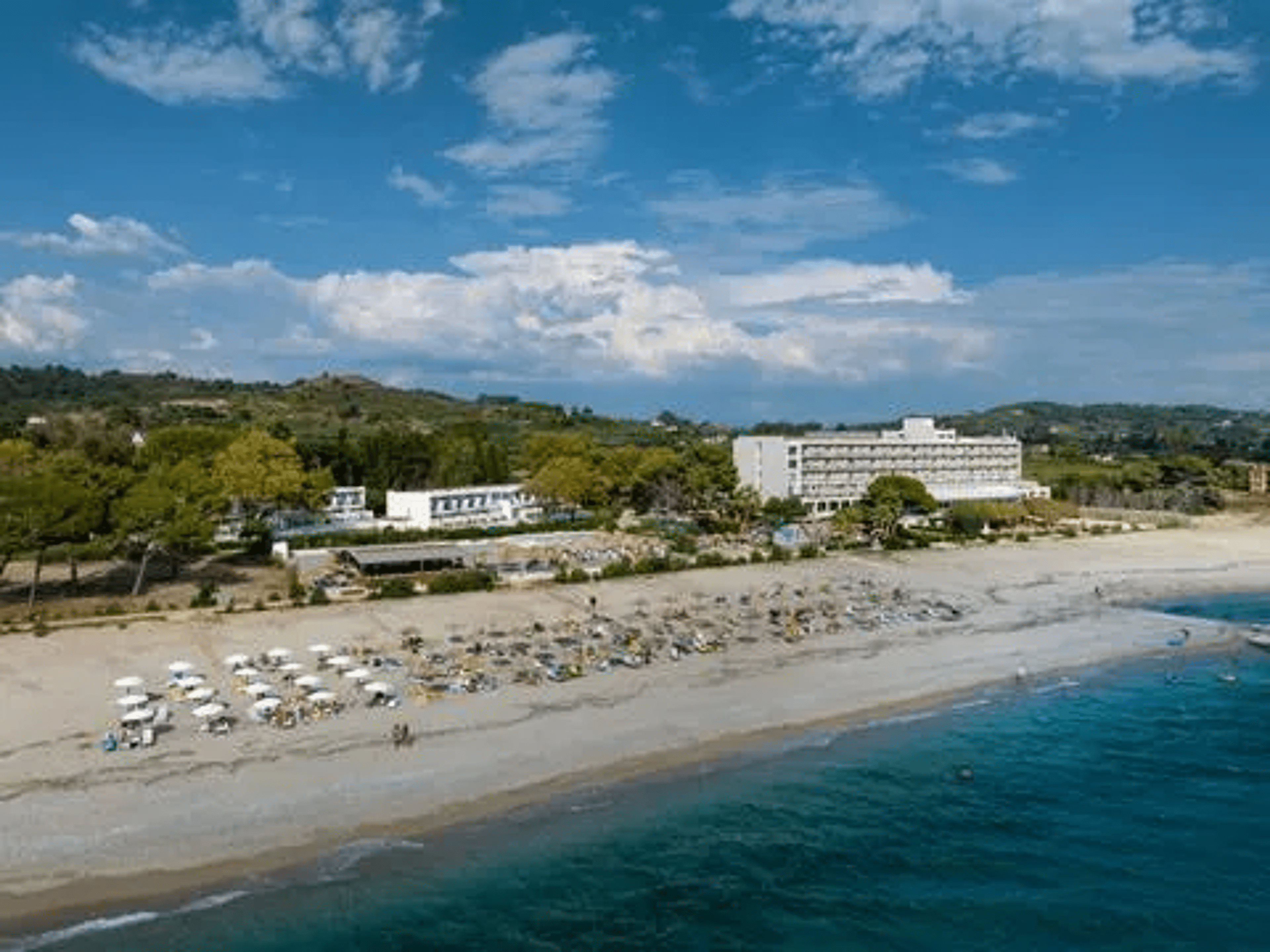 Ninos Grand Beach Hotel & Resort