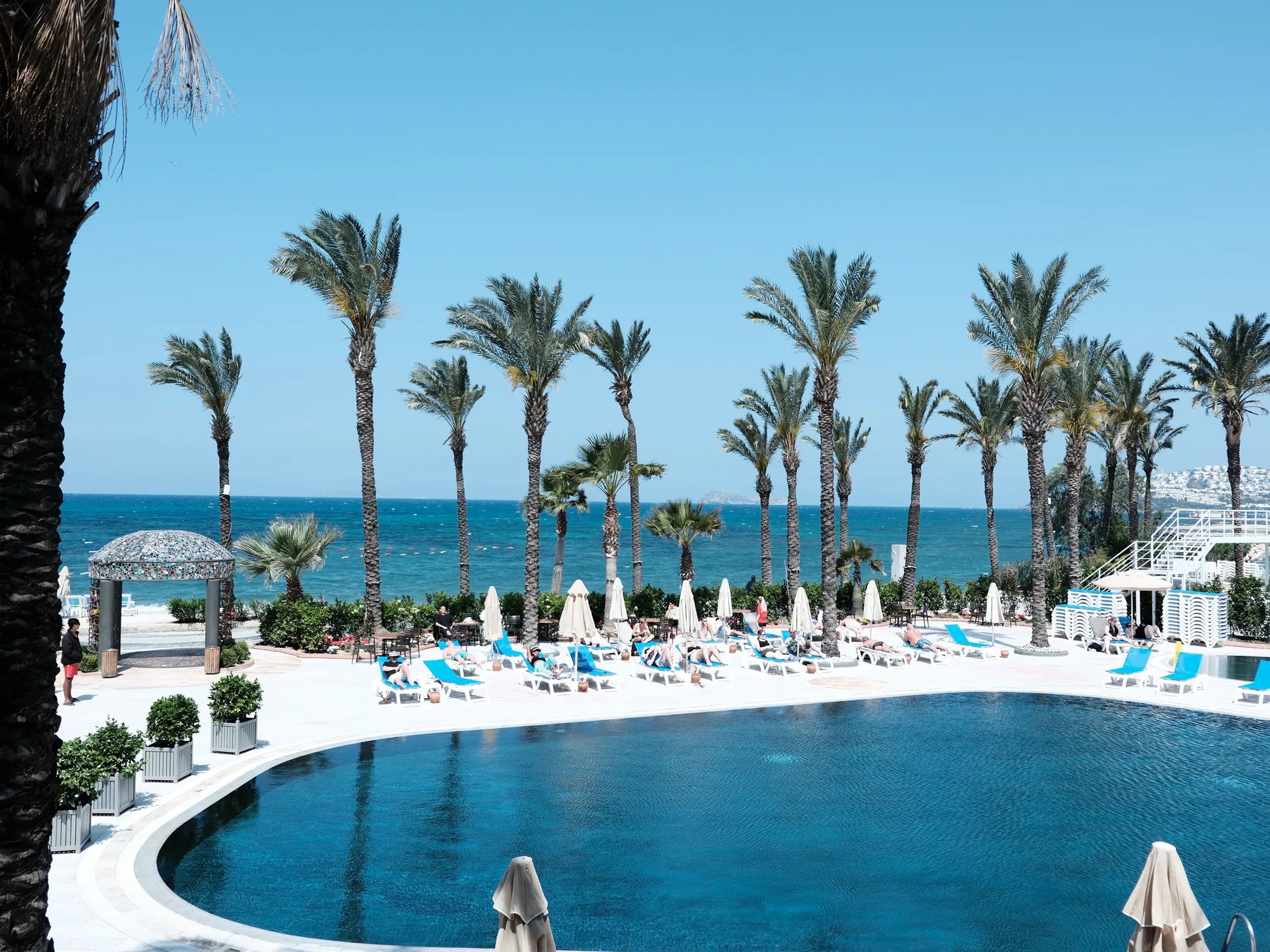 Arin Resort