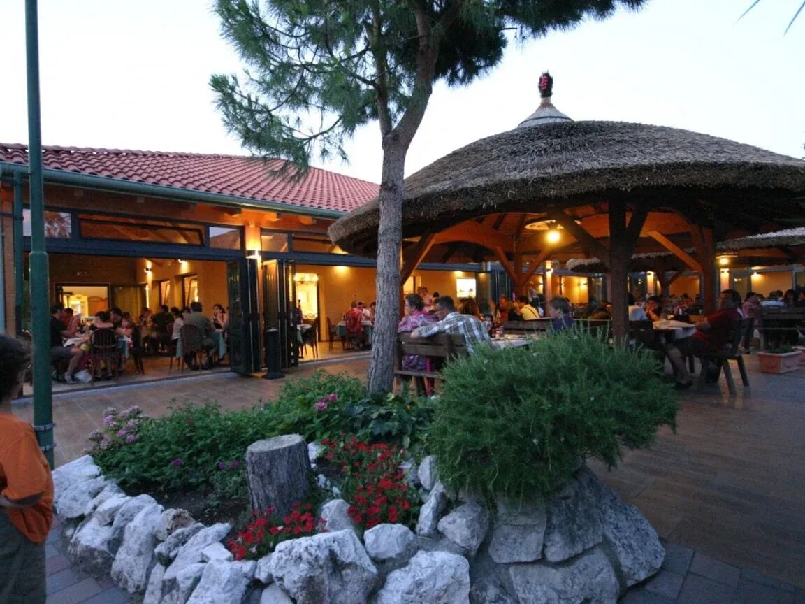 Camping Tahiti Village