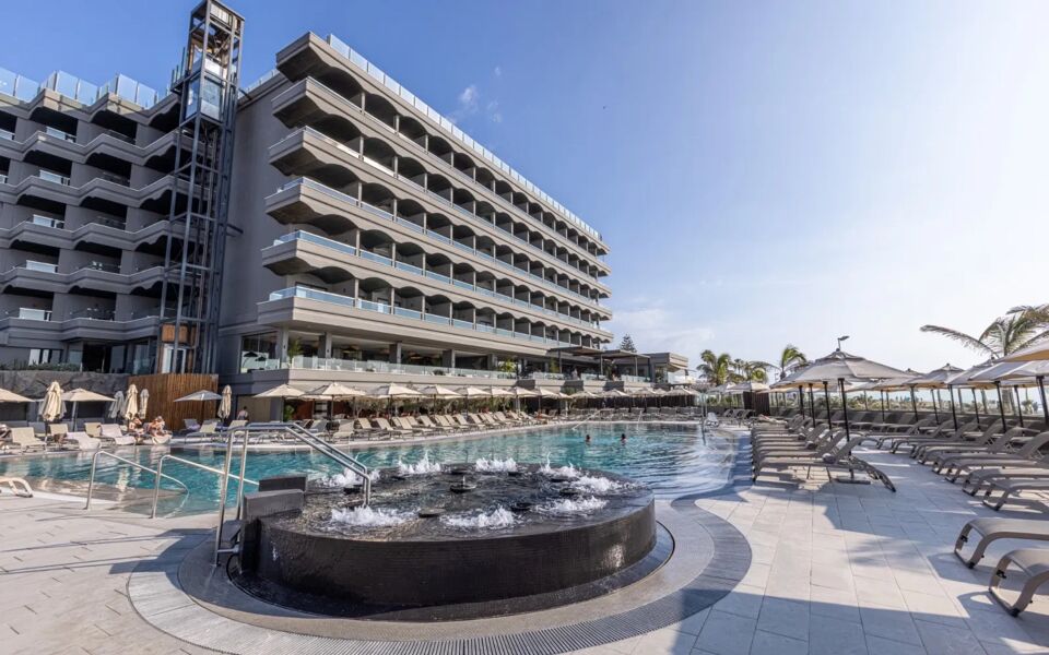 Hotel Faro, a Lopesan Collection Hotel