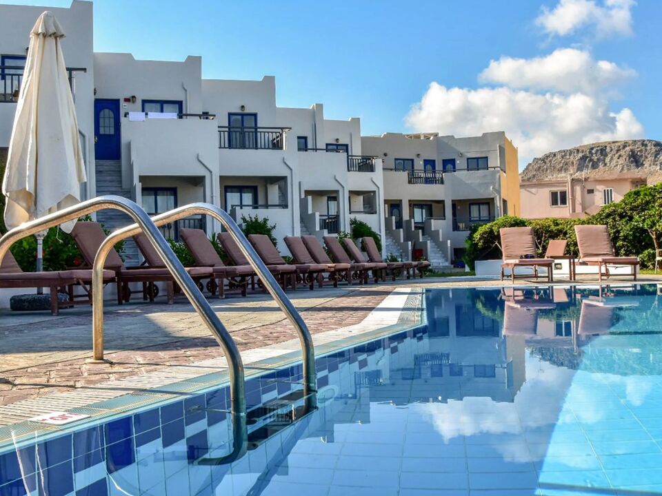 Yria Beach Hotel