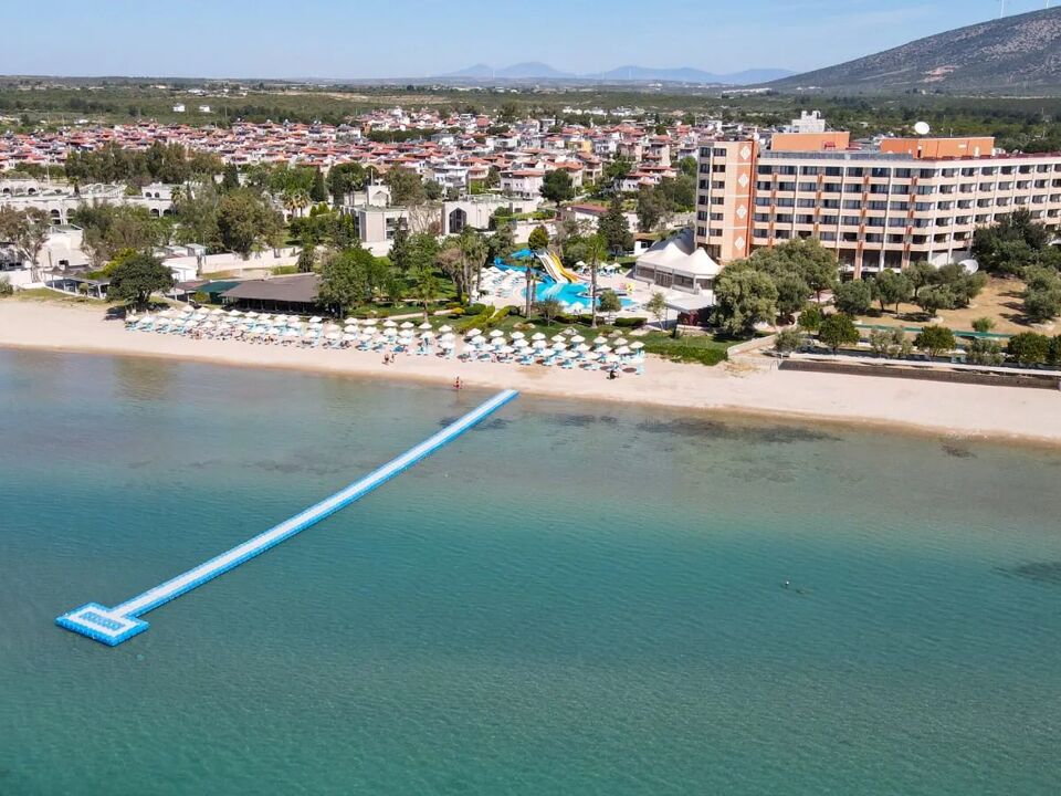 The Holiday Resort