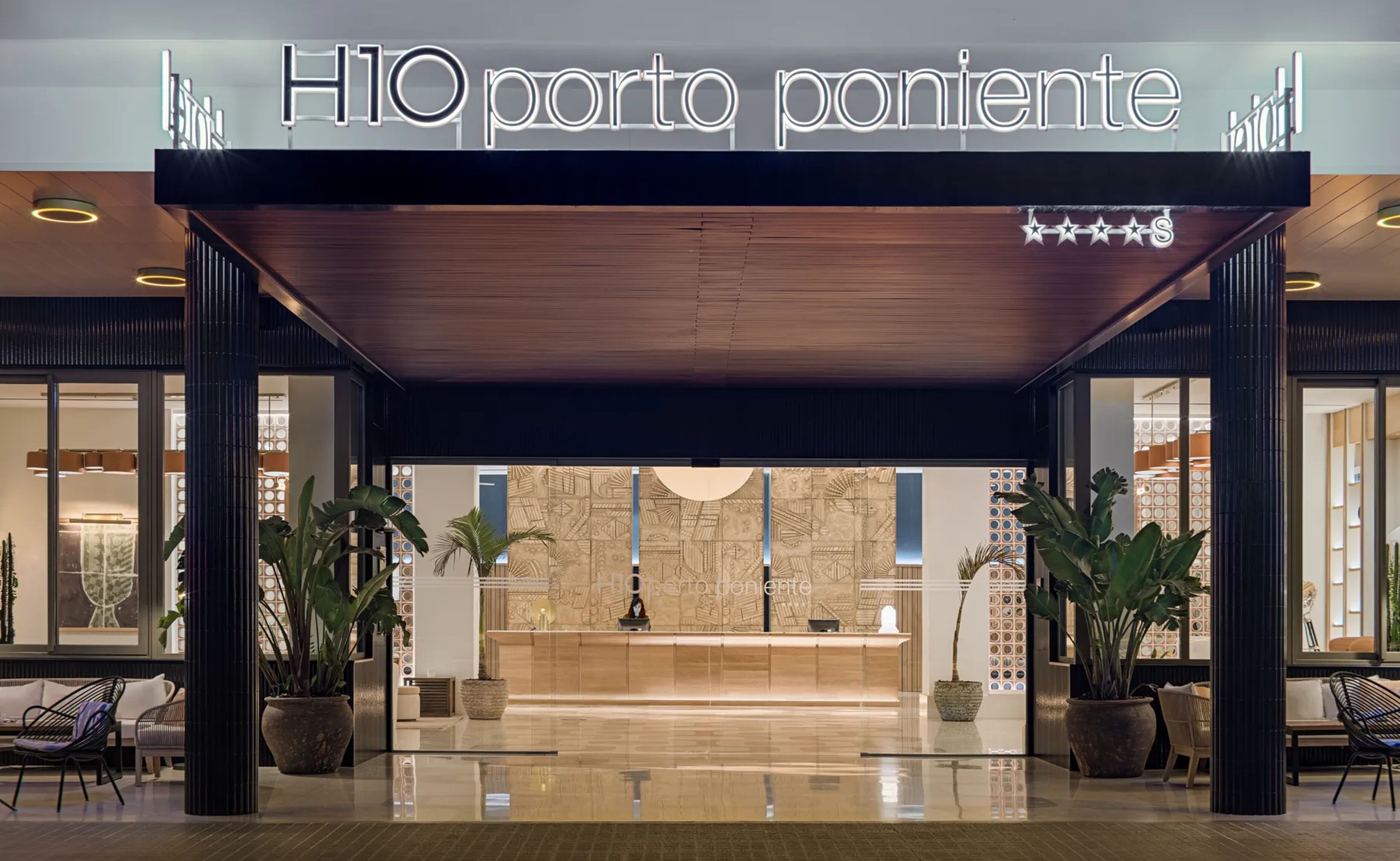 H10 Puerto Poniente
