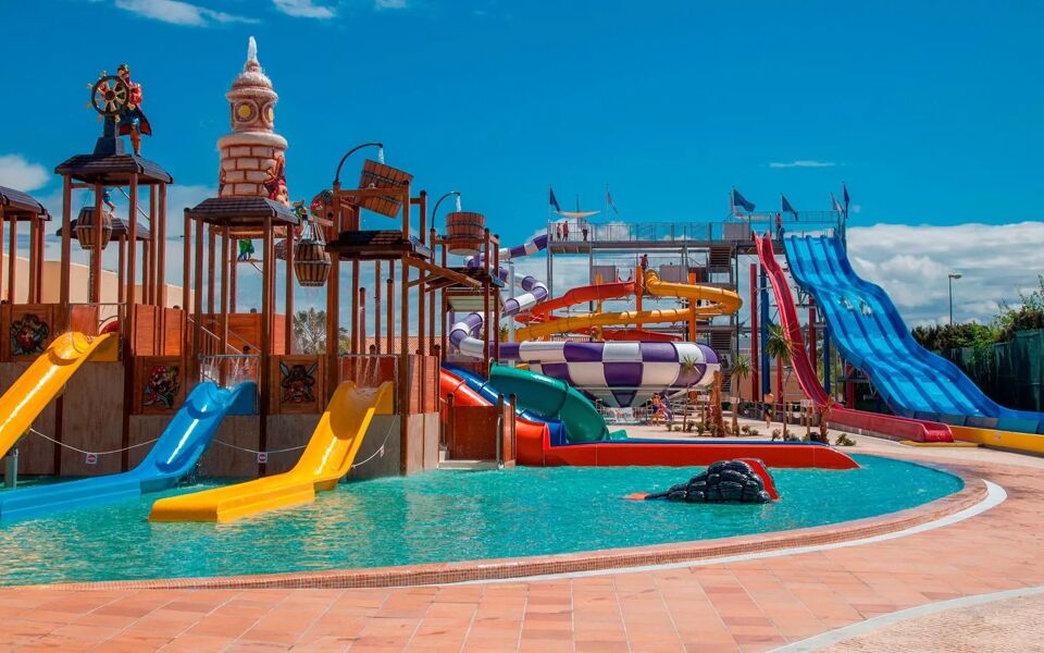 Sirenis Seaview Country Club