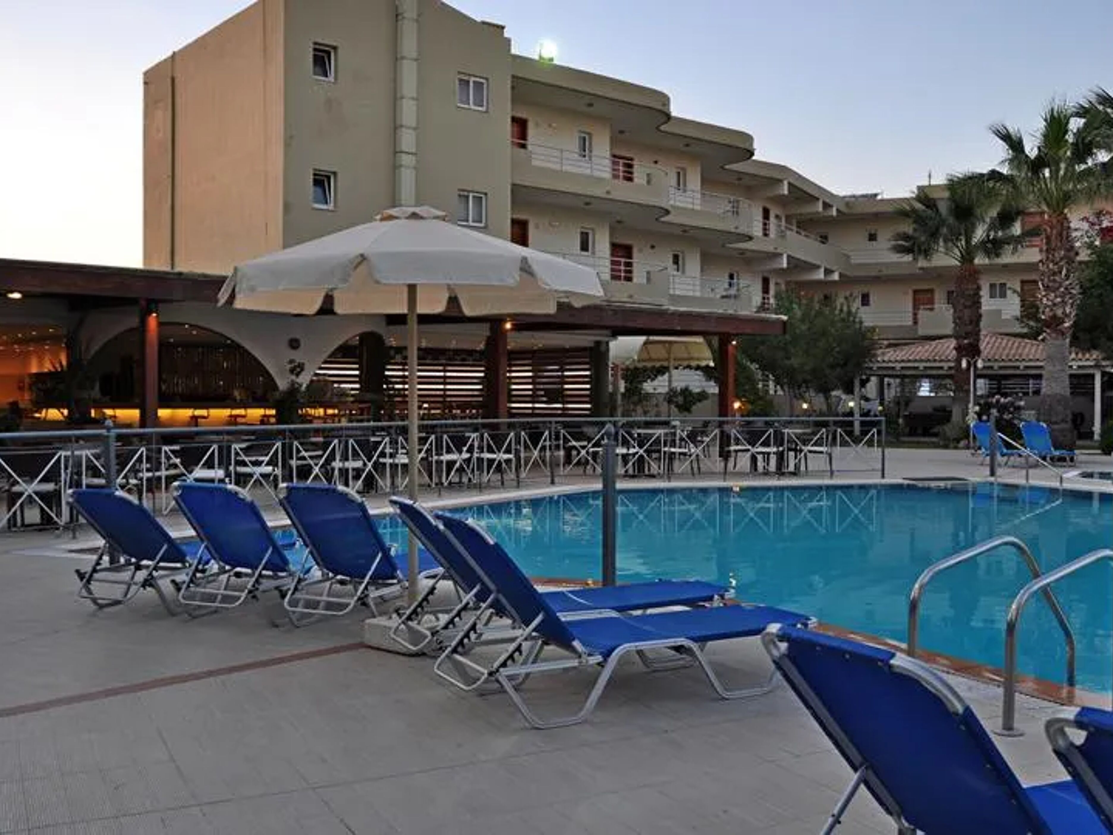 Sea Melody Beach Hotel & Appartementen