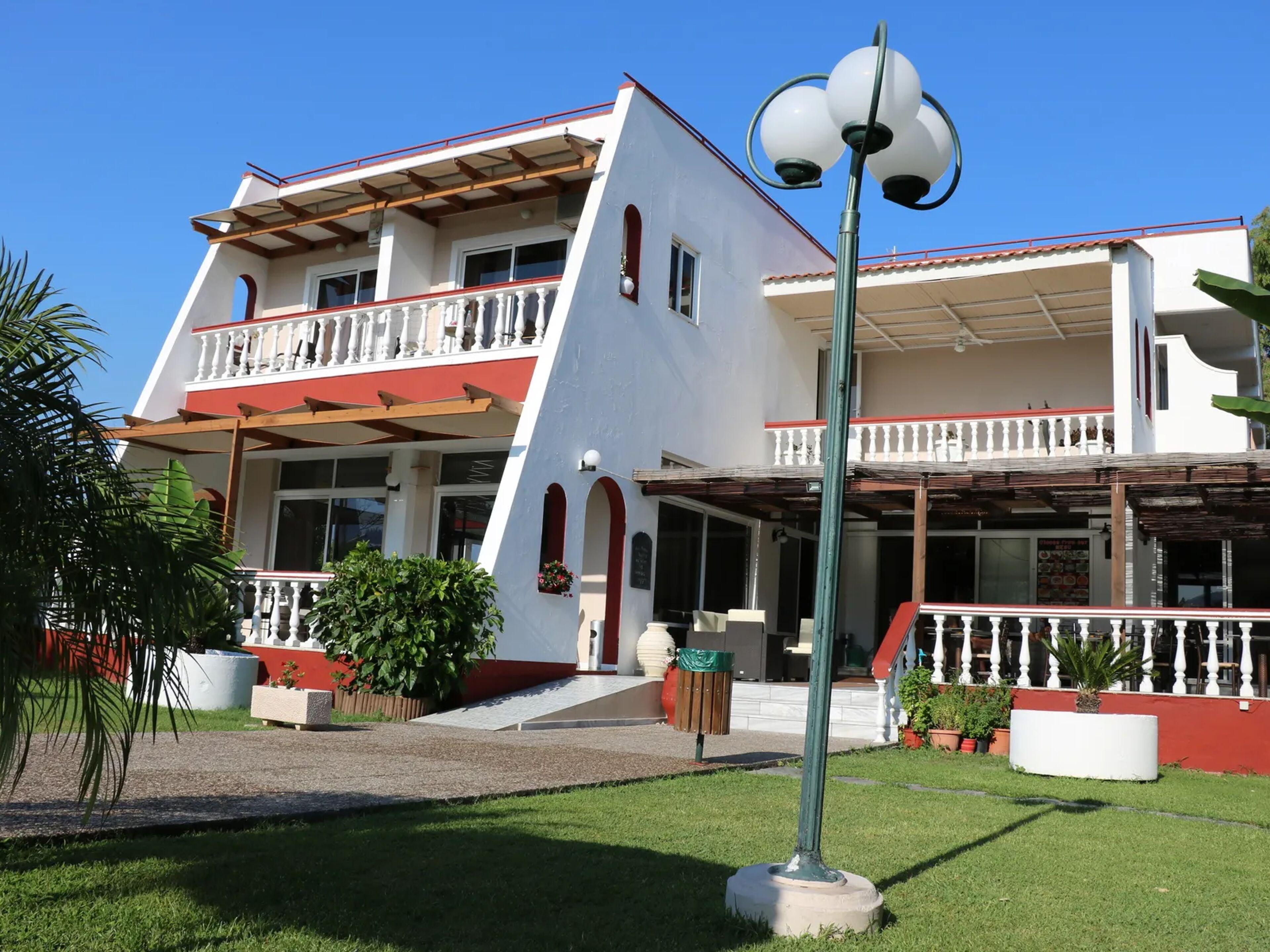 Ayit Hotel