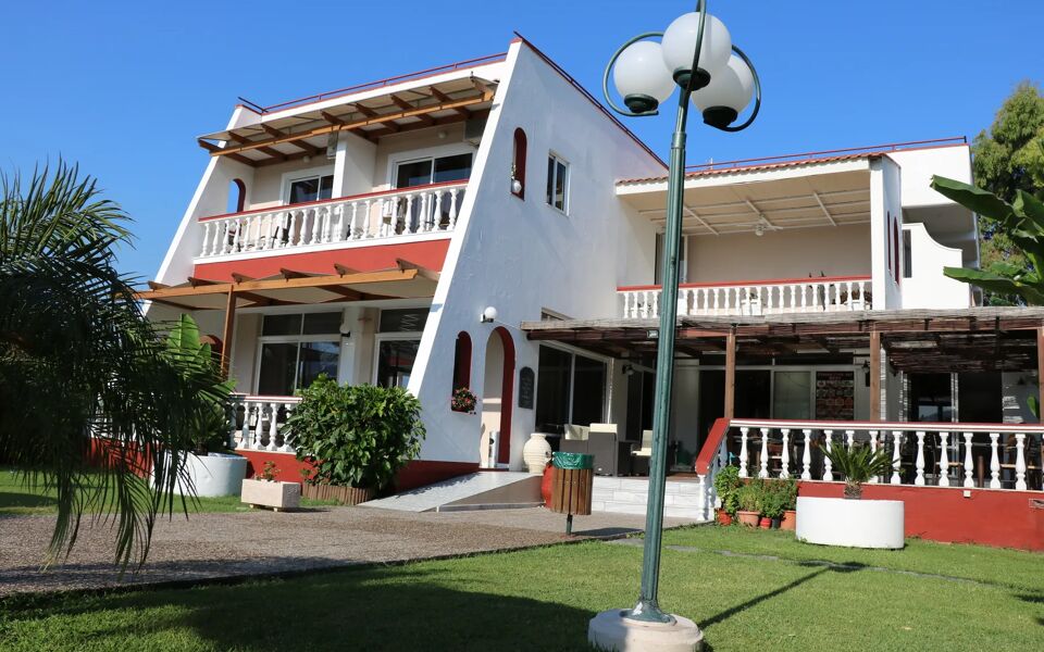 Ayit Hotel
