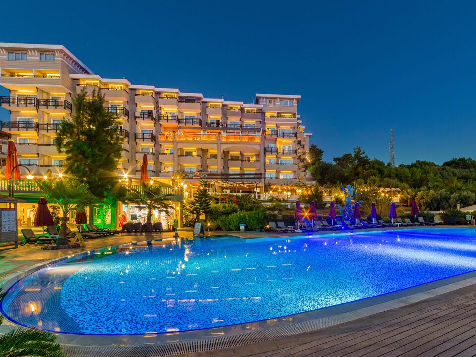 Justiniano Deluxe Resort