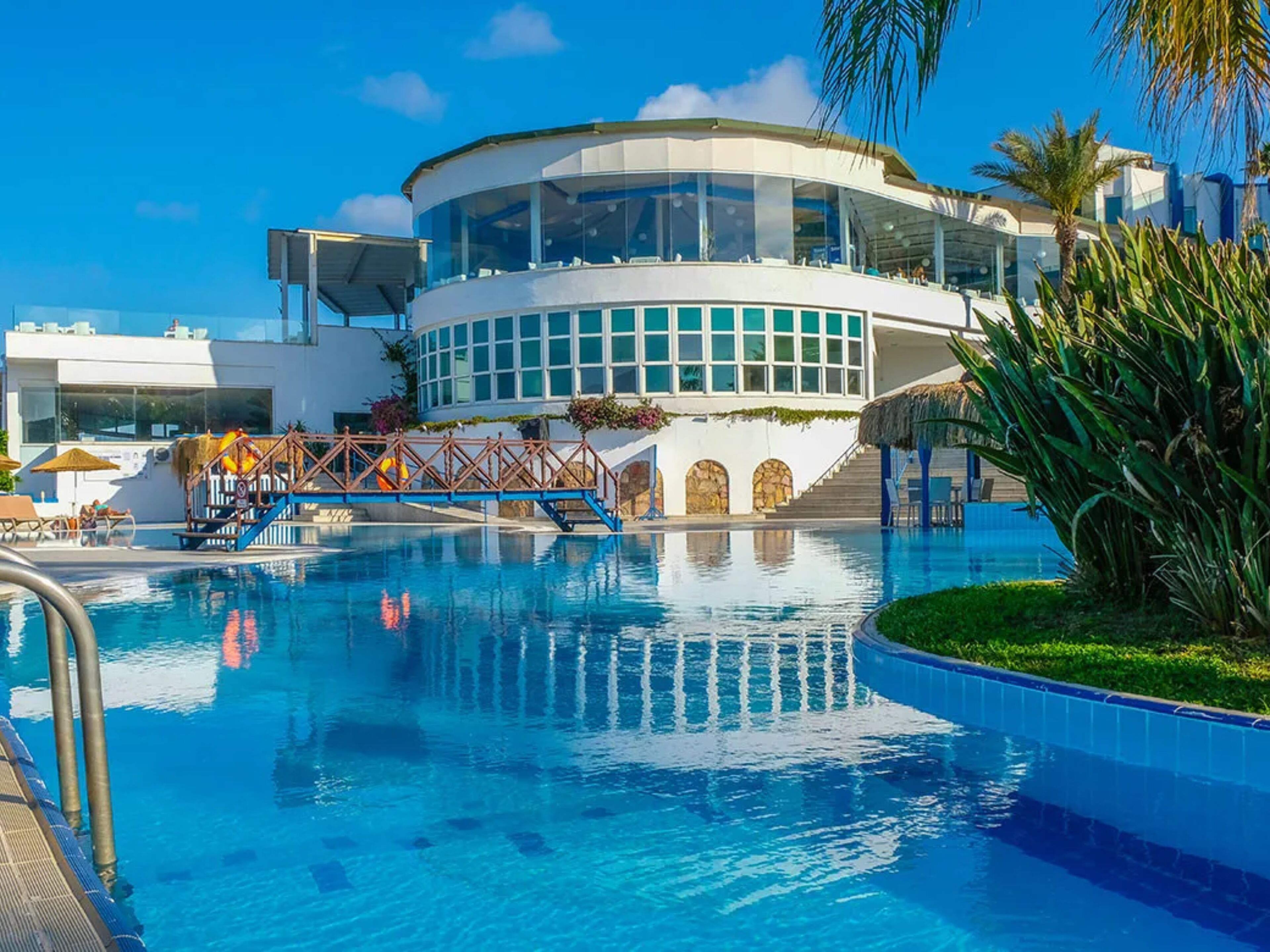 Bodrum Holiday Resort & Spa