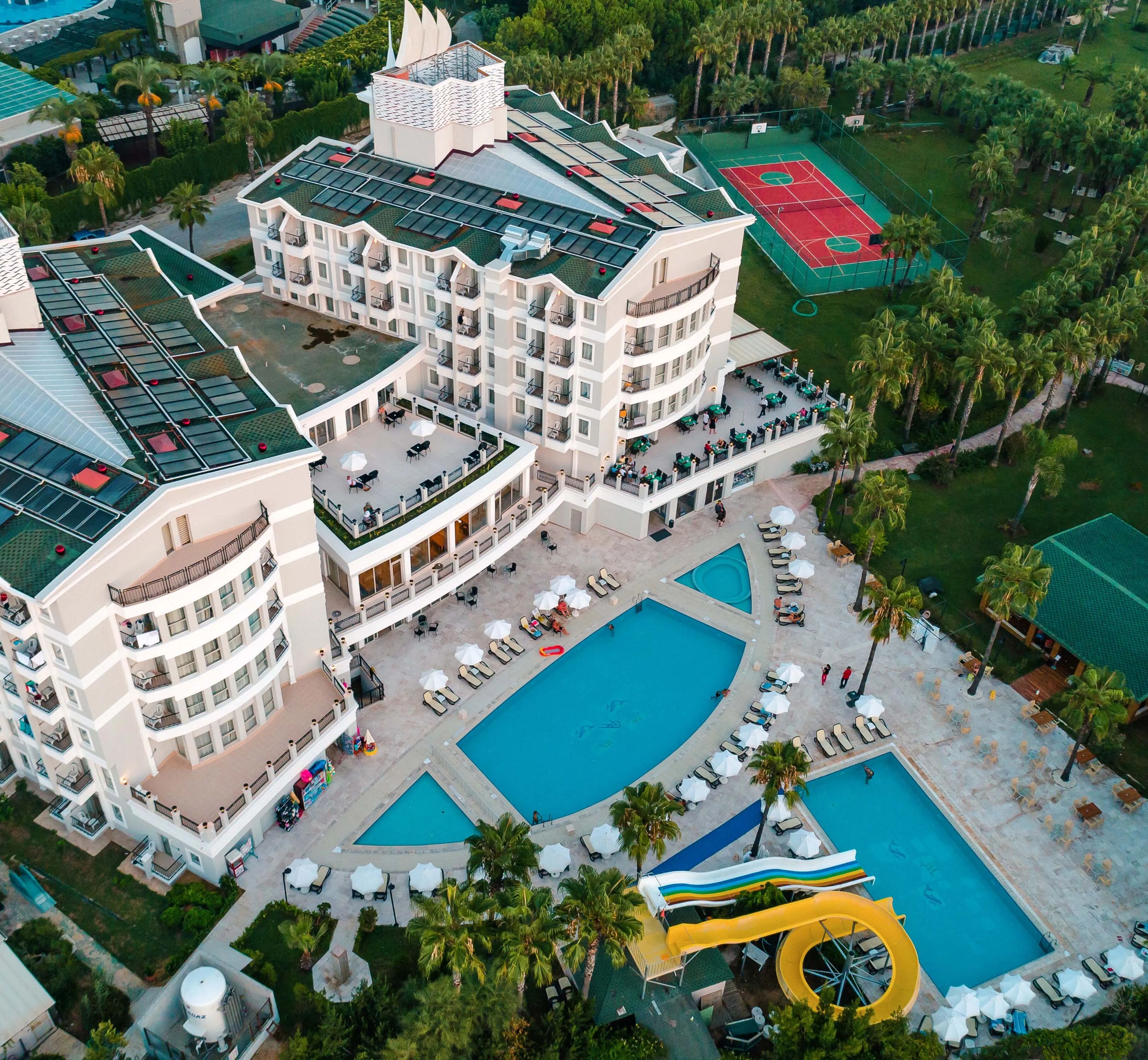 Royal Atlantis Beach