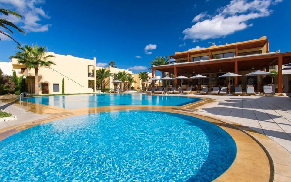 Atlantis Beach Hotel & Spa