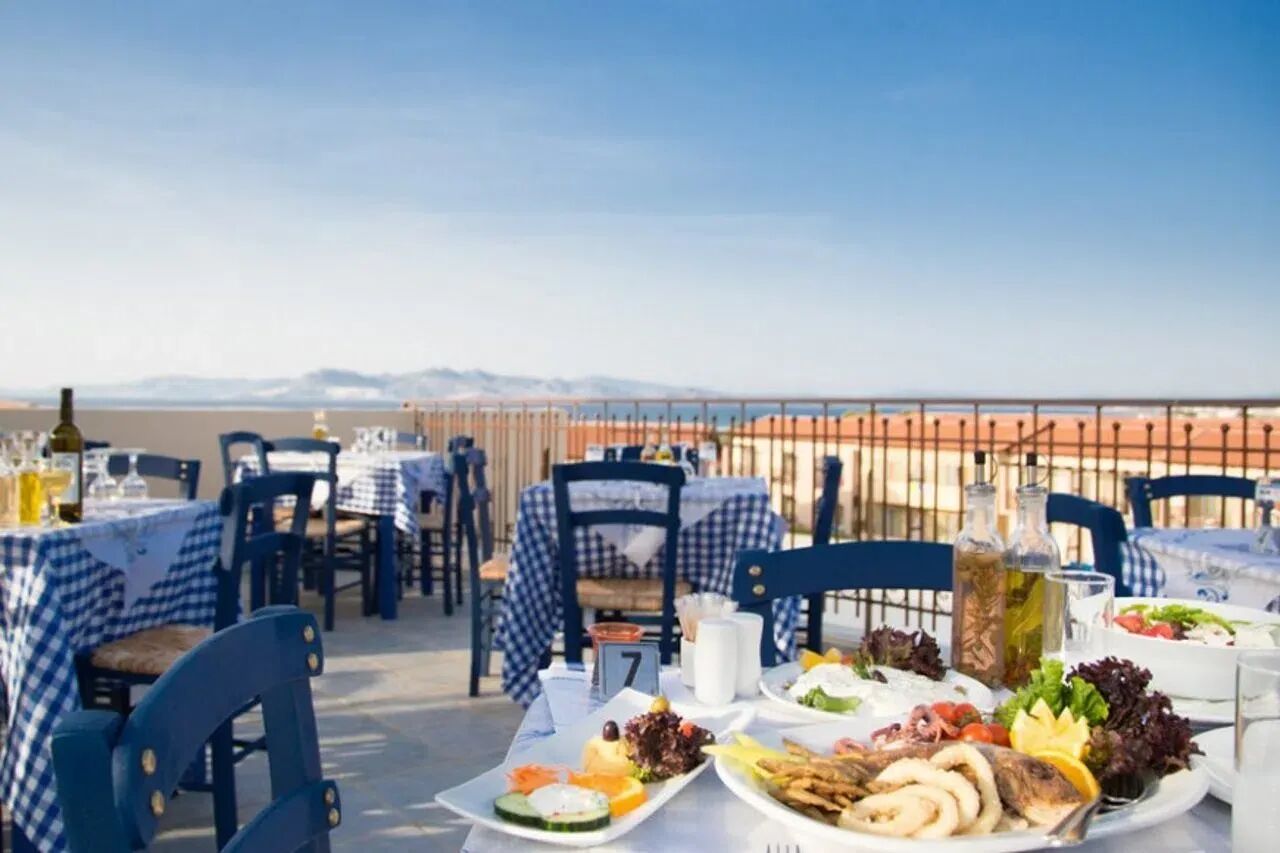 White Olive Marine Aquapark Resort