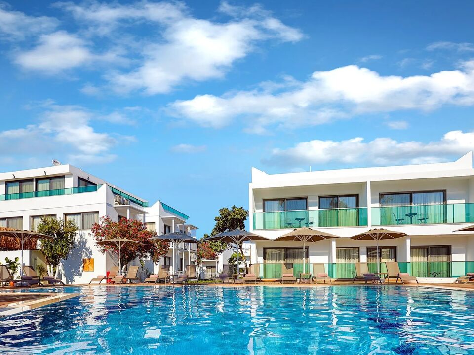 Yalipark Beach Hotel