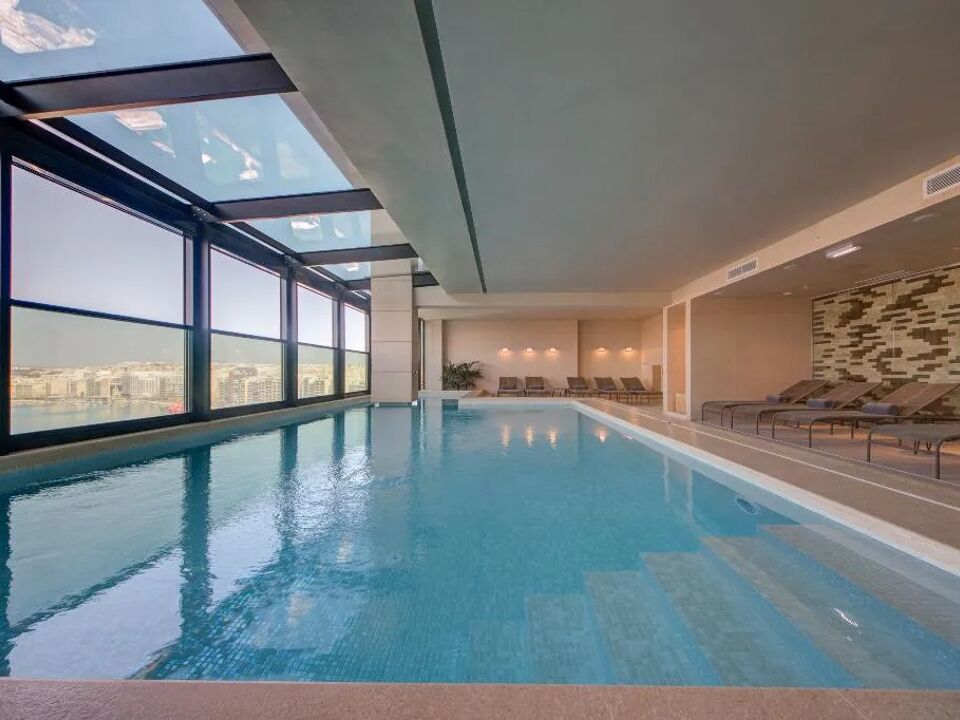 Land's End, Boutique Hotel