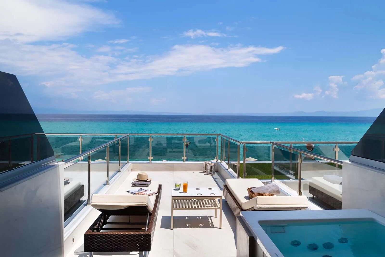 sea-level-hotel