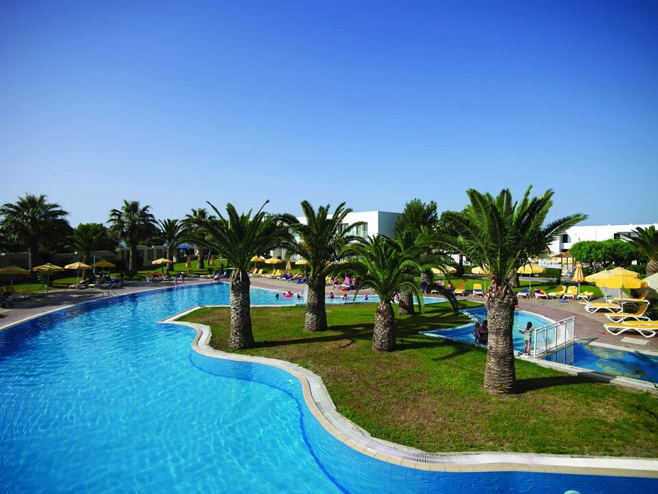 E GEO Easy Living Resort