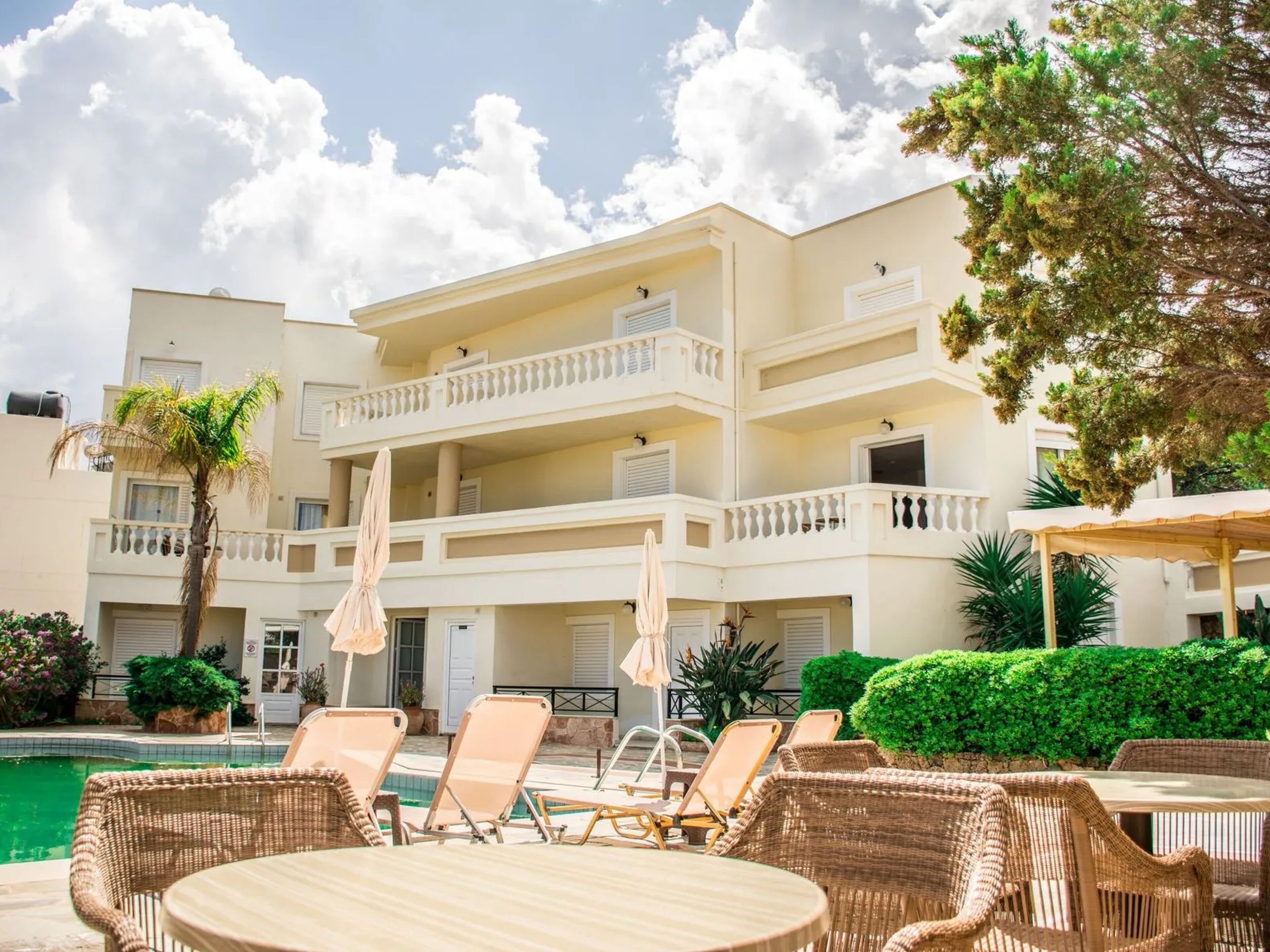 Villa Aphrodite Appartementen & Studios