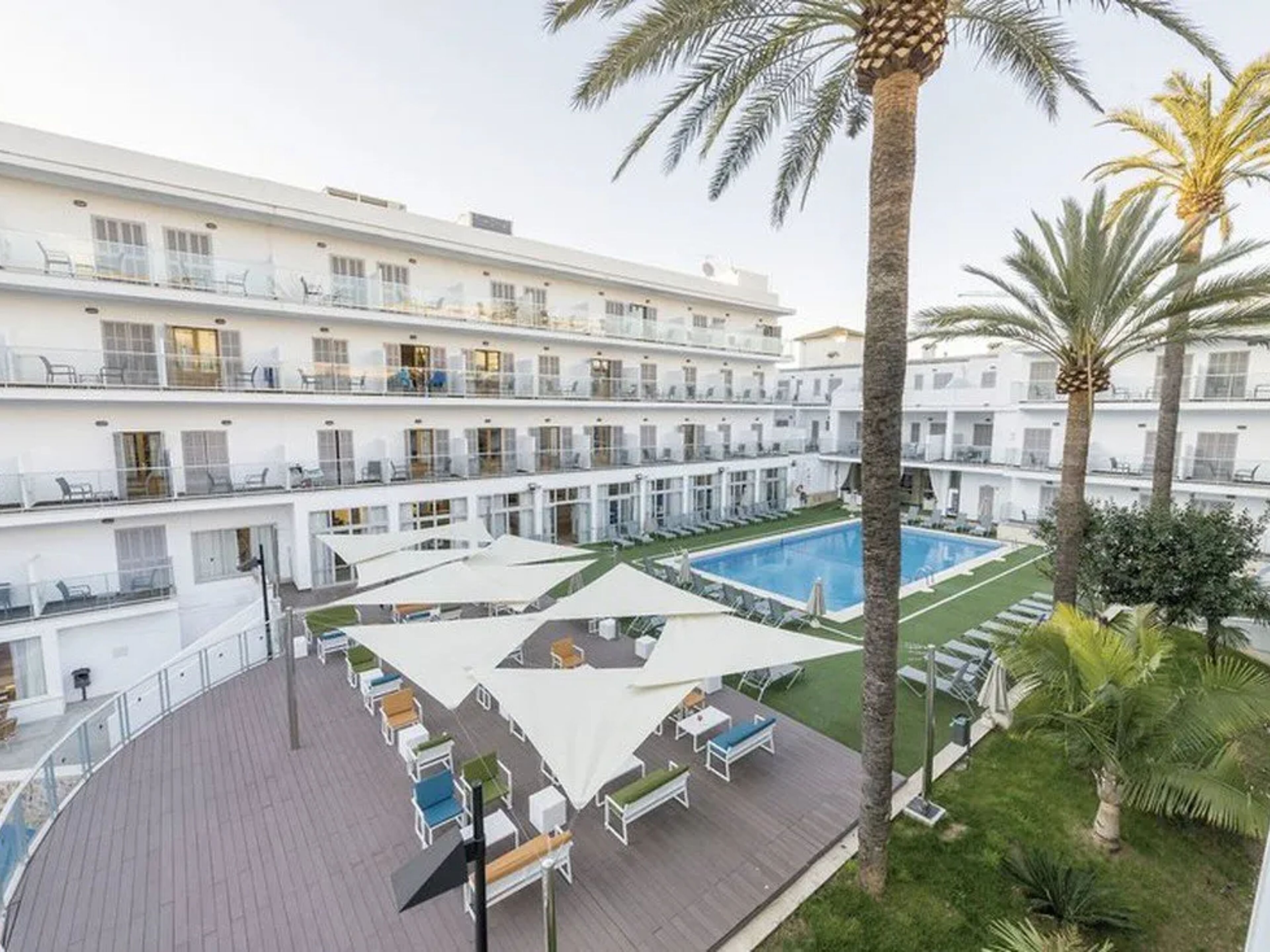 EIX Alcudia Hotel
