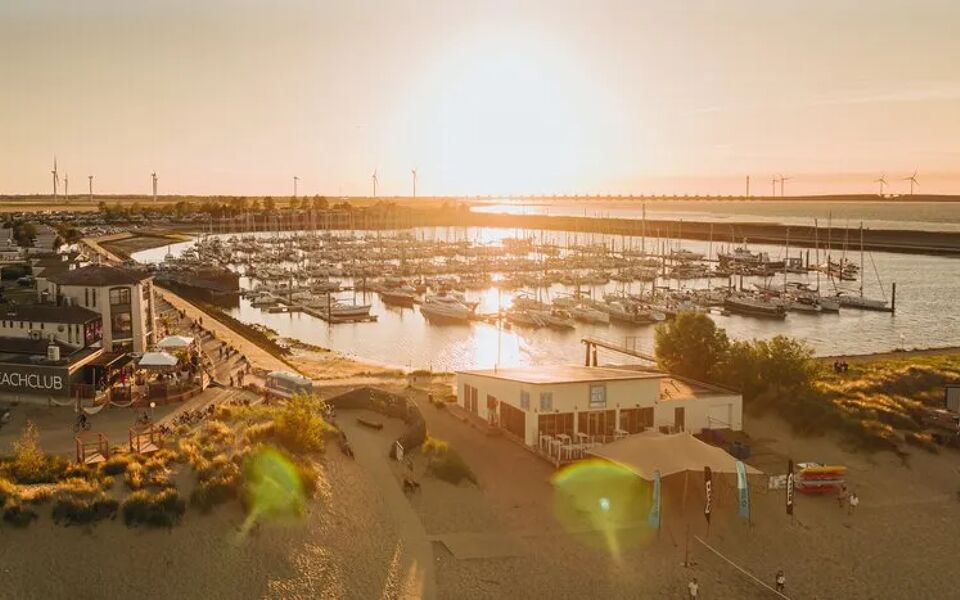 Roompot Beach Resort (incl. camping)