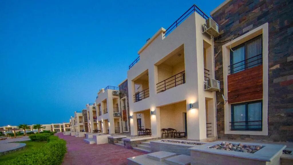 new-eagles-aqua-park-resort