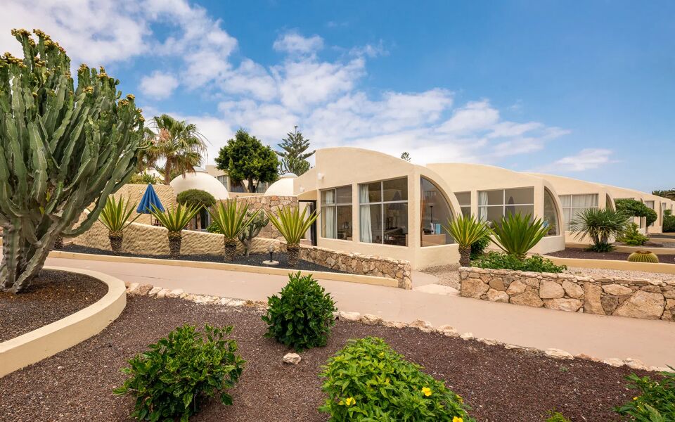 LIVVO Risco del Gato Suites