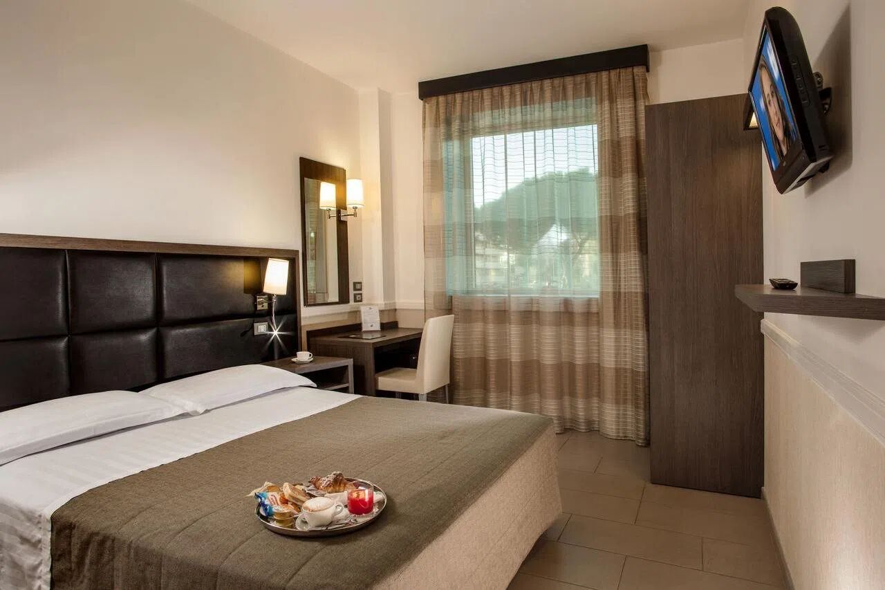 hotel-artis
