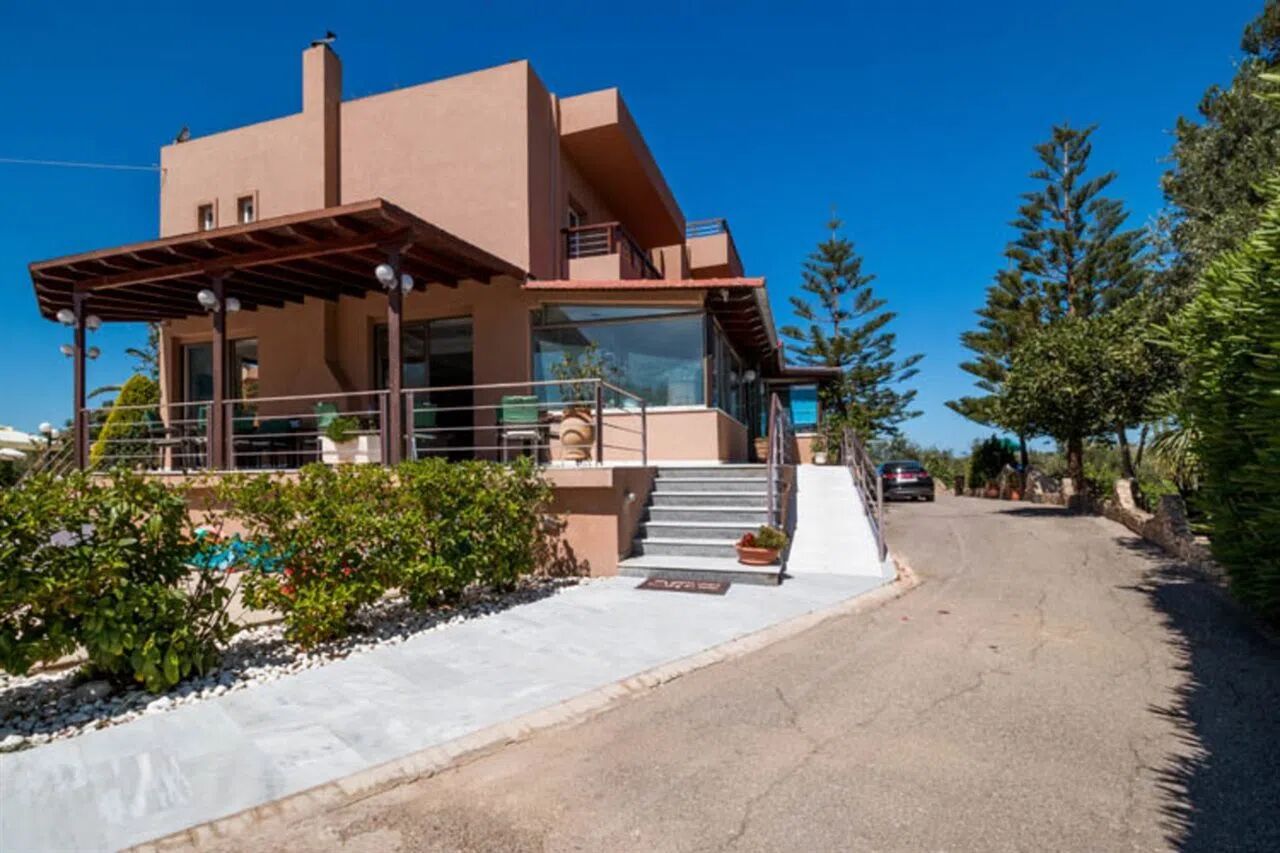 apollo-resort-art-hotel